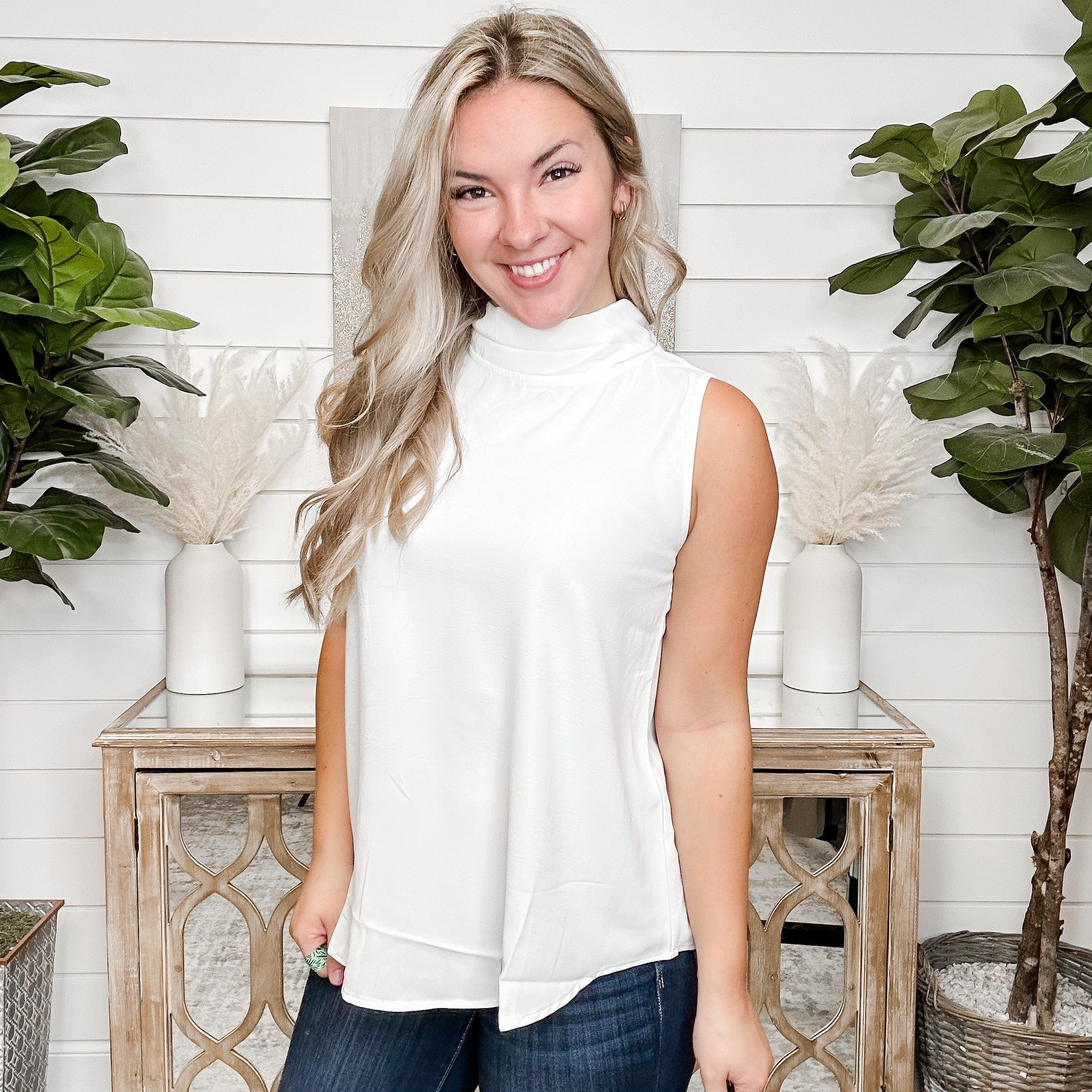 Fantasy Tie Ivory Tank Top - Image 3