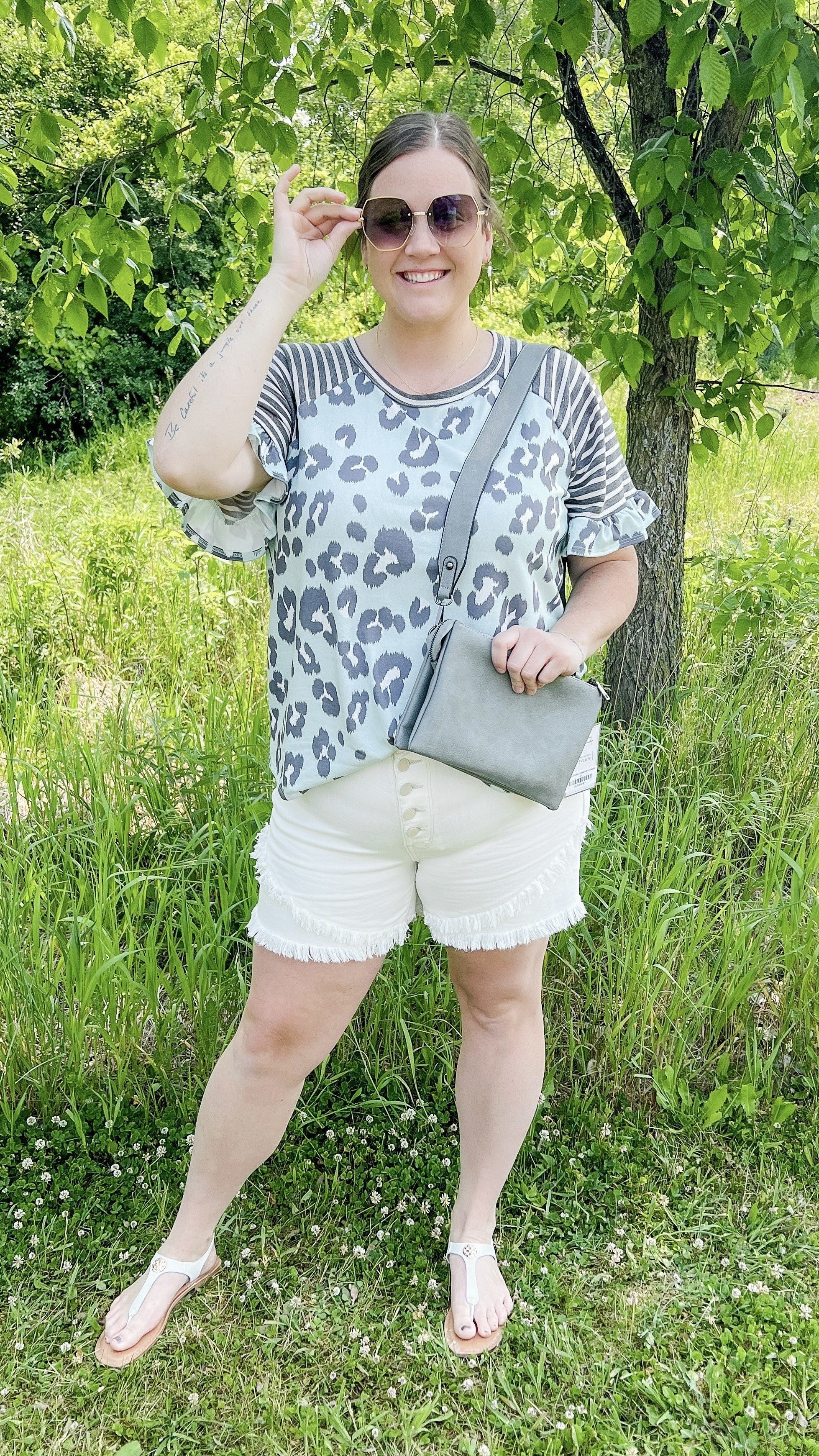 Judy Blue Reba High-Rise Button Fly White Tulip Shorts - Image 14