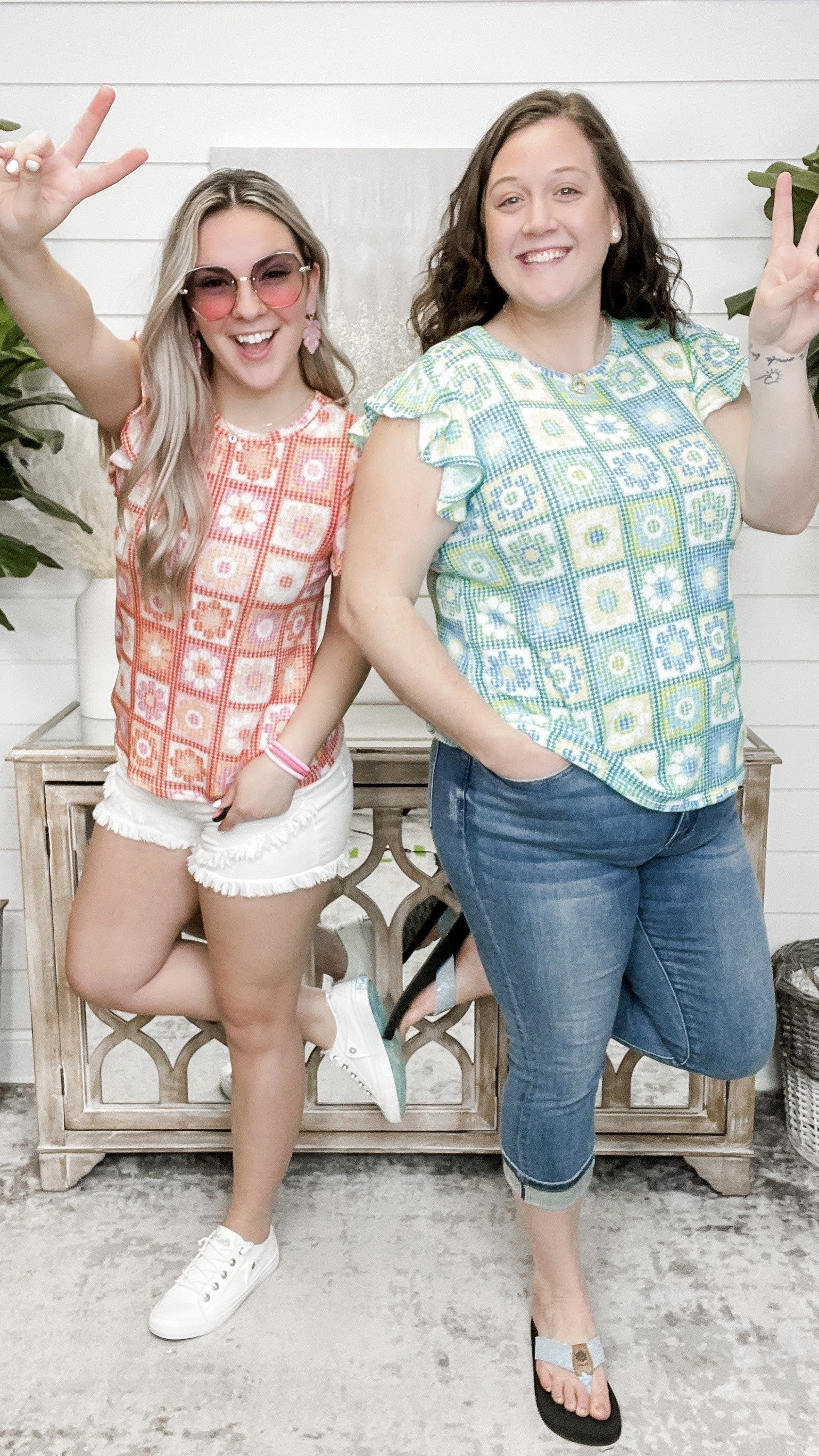 Judy Blue Reba High-Rise Button Fly White Tulip Shorts - Image 16