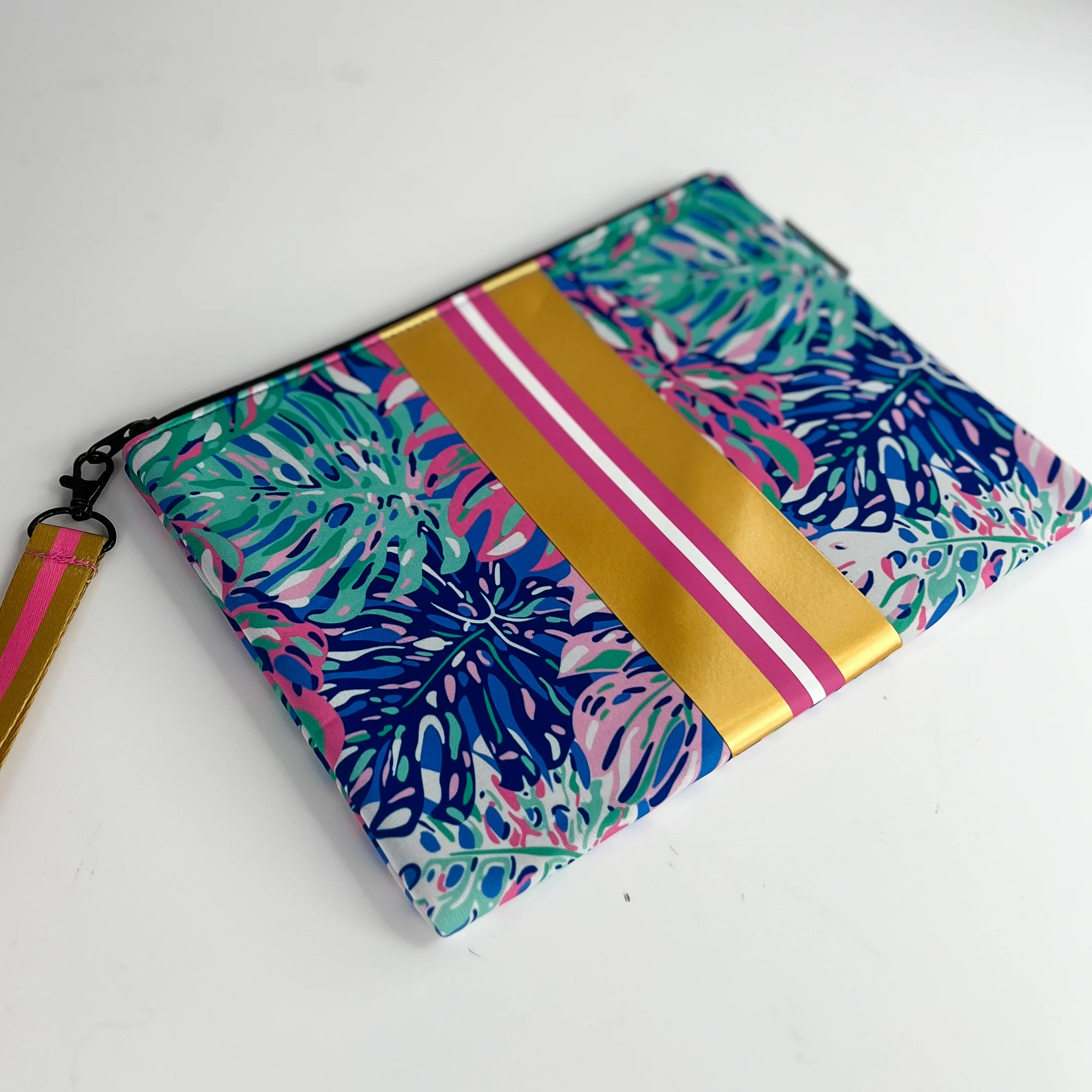 Summer at the Beach Pouch - 4 options! - Image 4