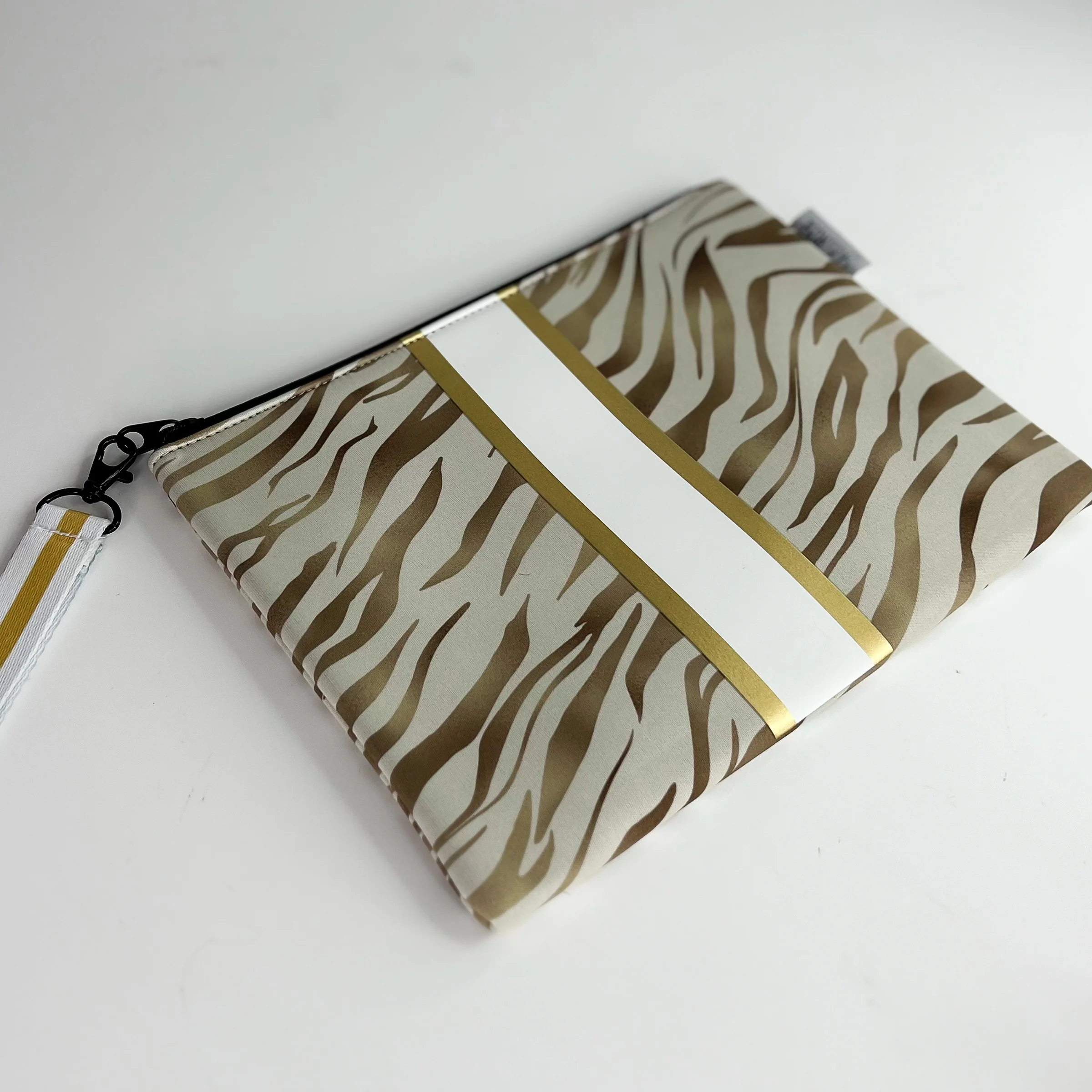 Summer at the Beach Pouch - 4 options! - Image 5